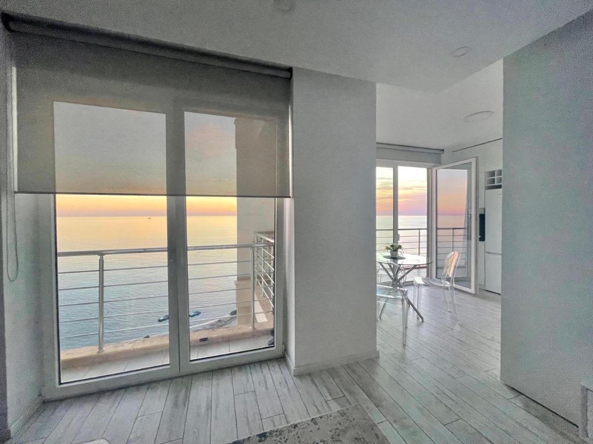 Durres Currila Modern Luxury Stunning Beach Views Esterno foto